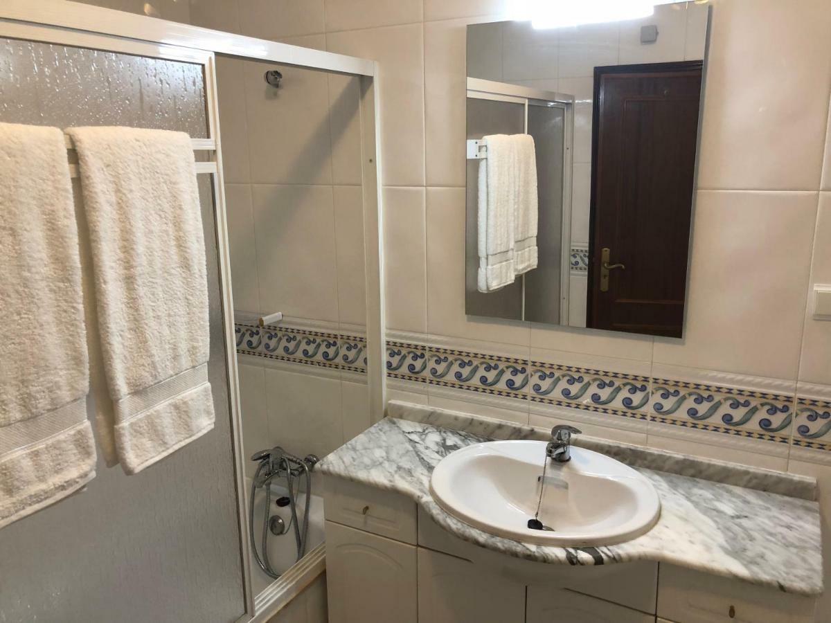 Olinda'S 2 Bedroom Apartment 라고스 외부 사진